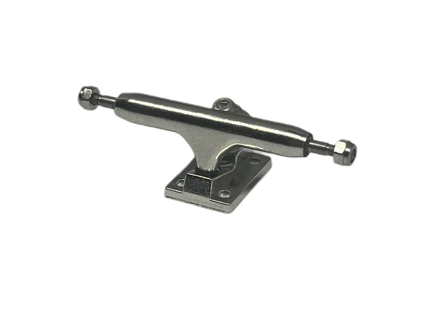 Wide Trucks 32mm Silver