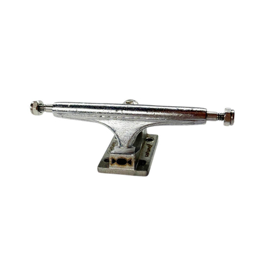 Caramel Fingerboard Trucks - C4 Silver